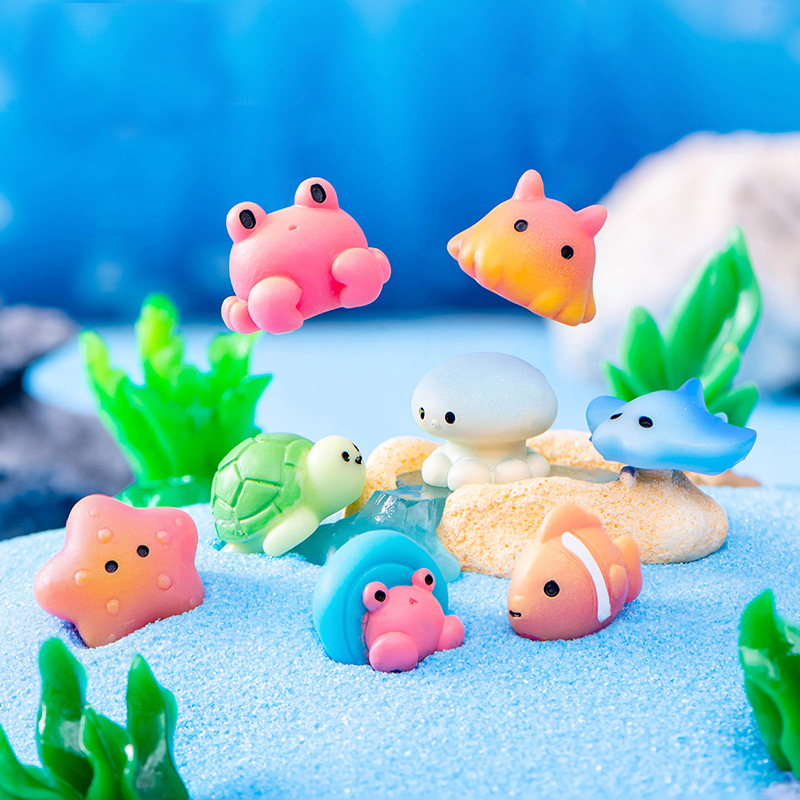 Marine Animals Figurine Dolphi - đánh giá và giá Marine Aquarium & Regional Centre Photos