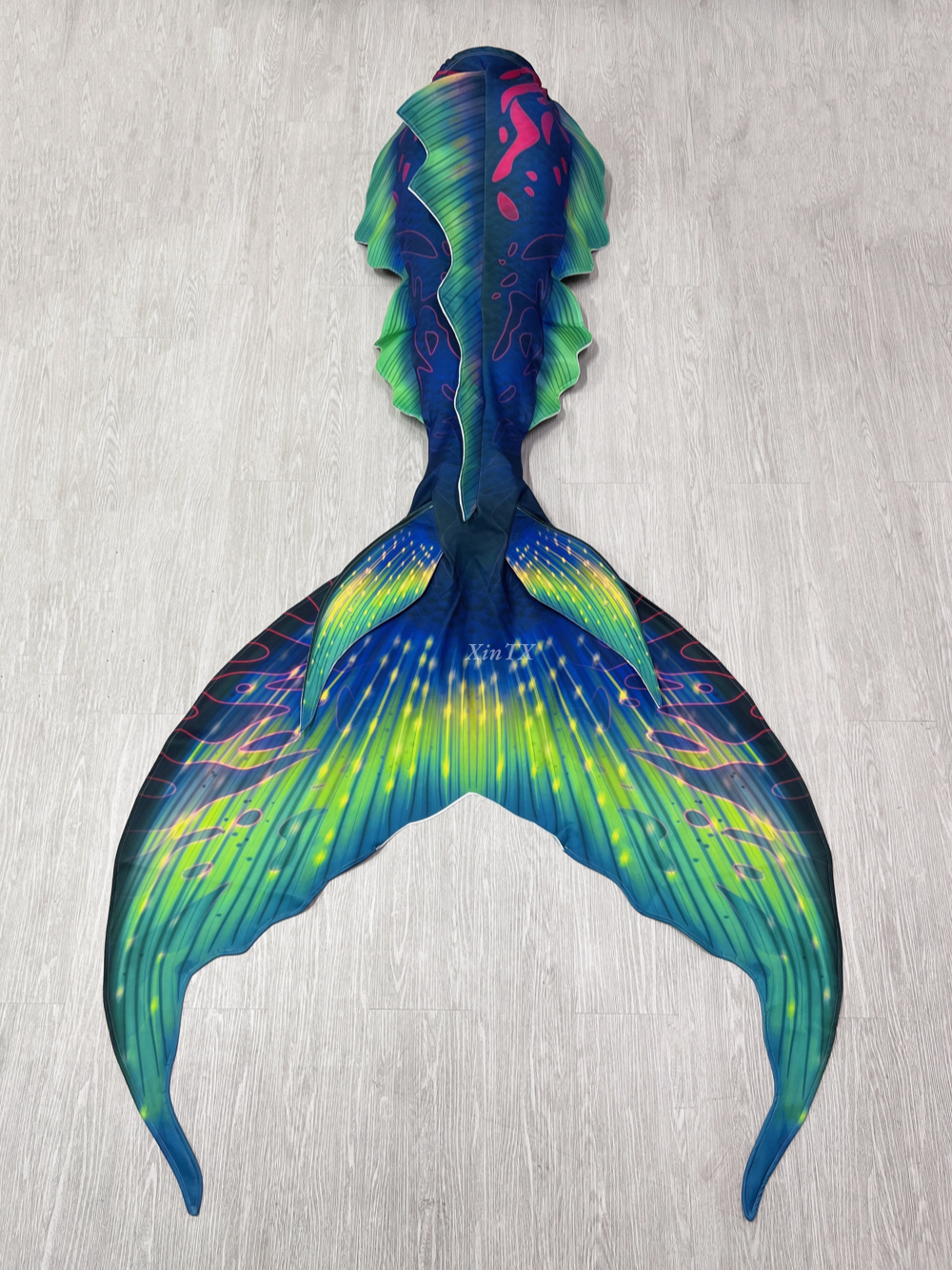New Adult Mermaid Tail Fish Ta - đánh giá và giá Aquarium & Marine Museum Universiti Malaysia Sabah Kota Kinabalu Sabah